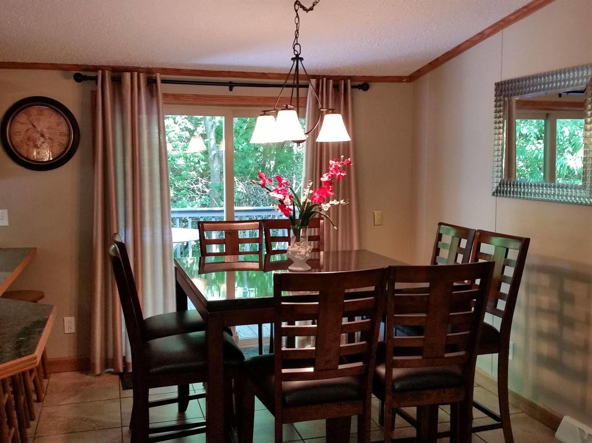 Island Club Rentals Put-in-Bay Buitenkant foto